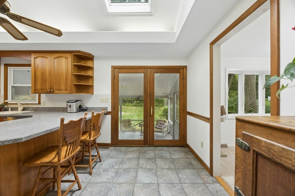 210 Chamberlain St, Holliston MA 01746 photo 8