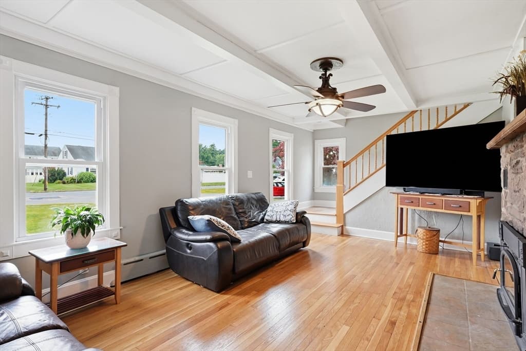 142 Cooper, Agawam MA 01001 photo 6
