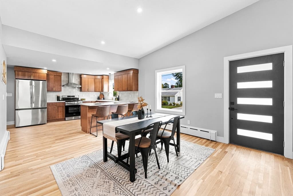 21 Hilltop Rd, Dartmouth MA 02747 photo 9