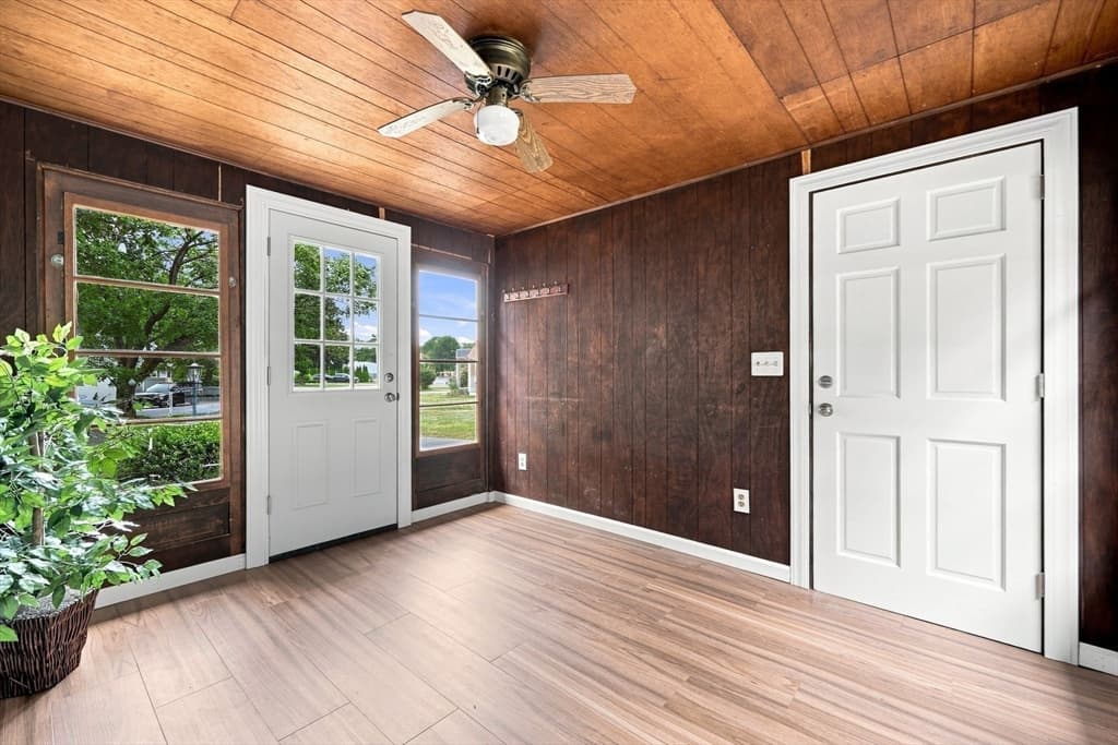 111 Florida Drive, Agawam MA 01001 photo 23