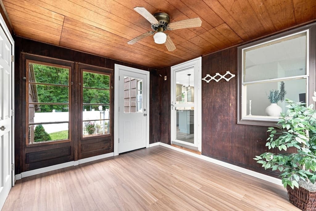 111 Florida Drive, Agawam MA 01001 photo 24