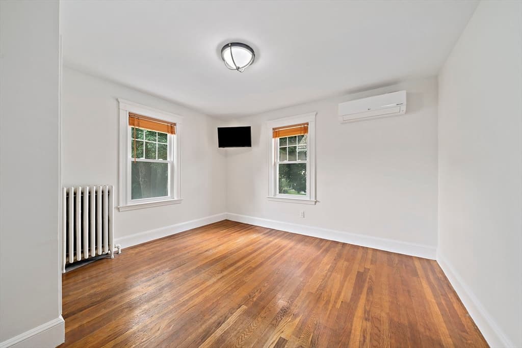 Single Family Residence at 18 Thurlow St, Boston MA 02132, Boston, photo 13 of 28