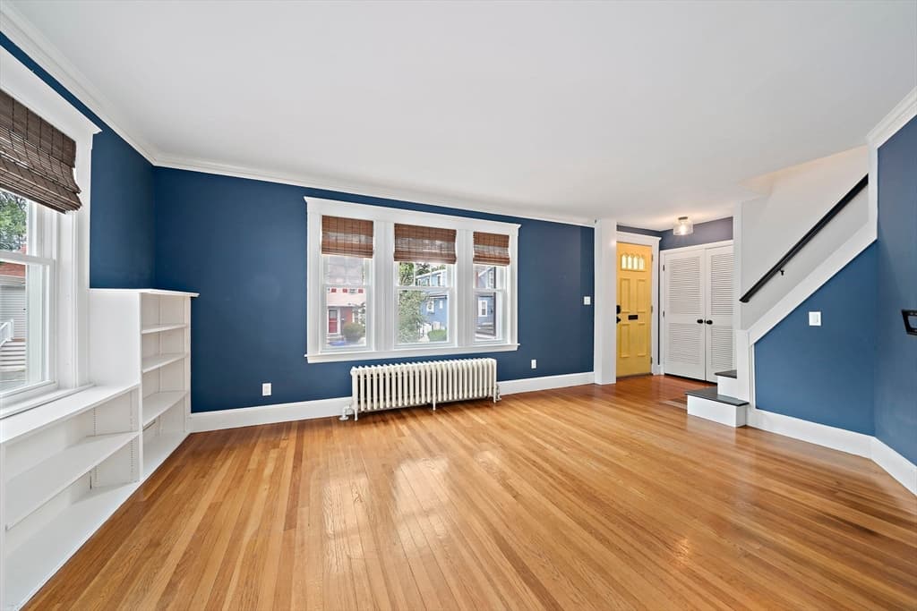 Single Family Residence at 18 Thurlow St, Boston MA 02132, Boston, photo 5 of 28
