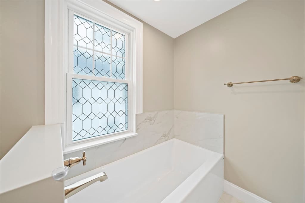 Single Family Residence at 18 Thurlow St, Boston MA 02132, Boston, photo 24 of 28