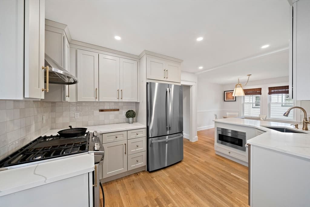 Single Family Residence at 18 Thurlow St, Boston MA 02132, Boston, photo 11 of 28