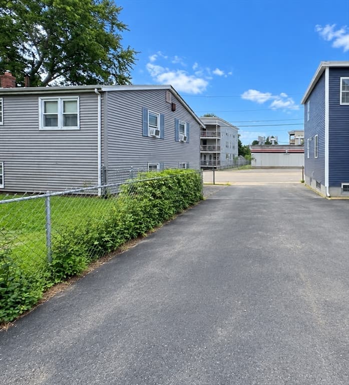 90 Essex St, Lynn MA 01902 photo 6