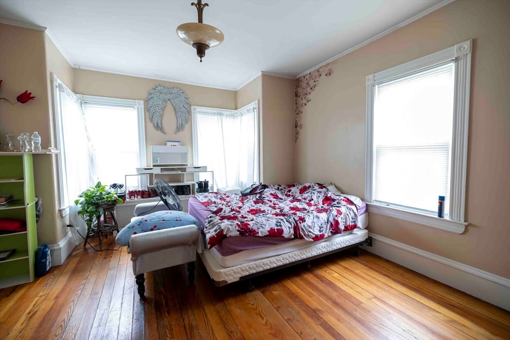 610 Bradford Ave, Fall River MA 02721 photo 18