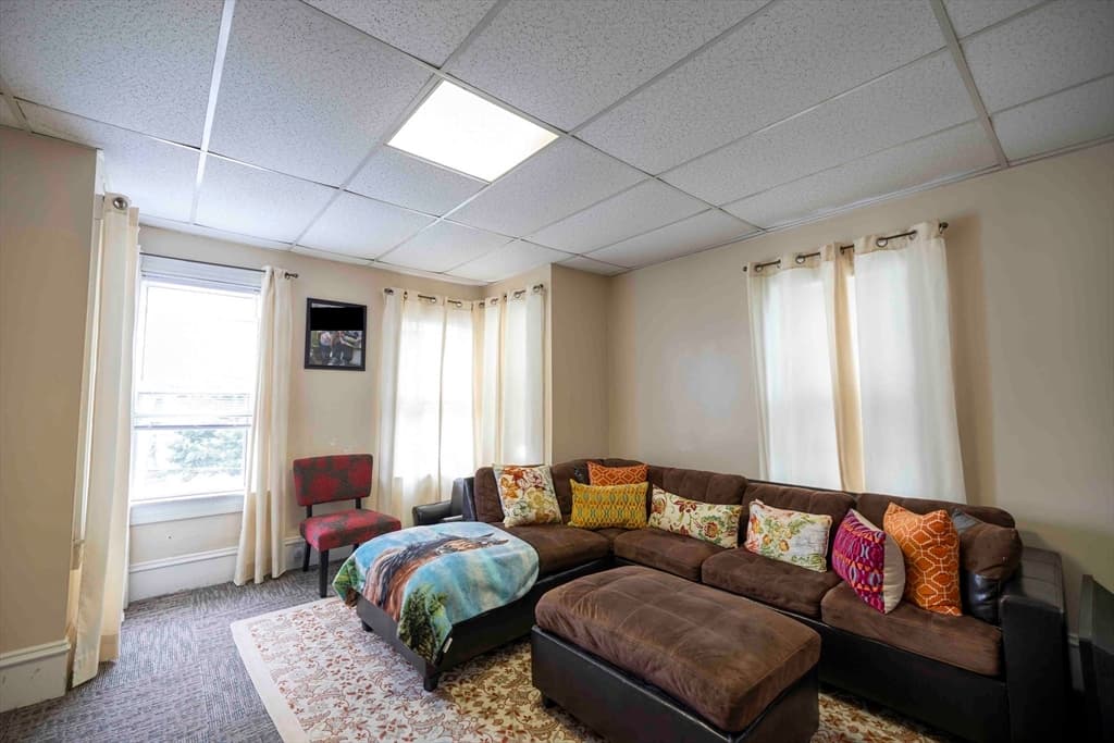 610 Bradford Ave, Fall River MA 02721 photo 31