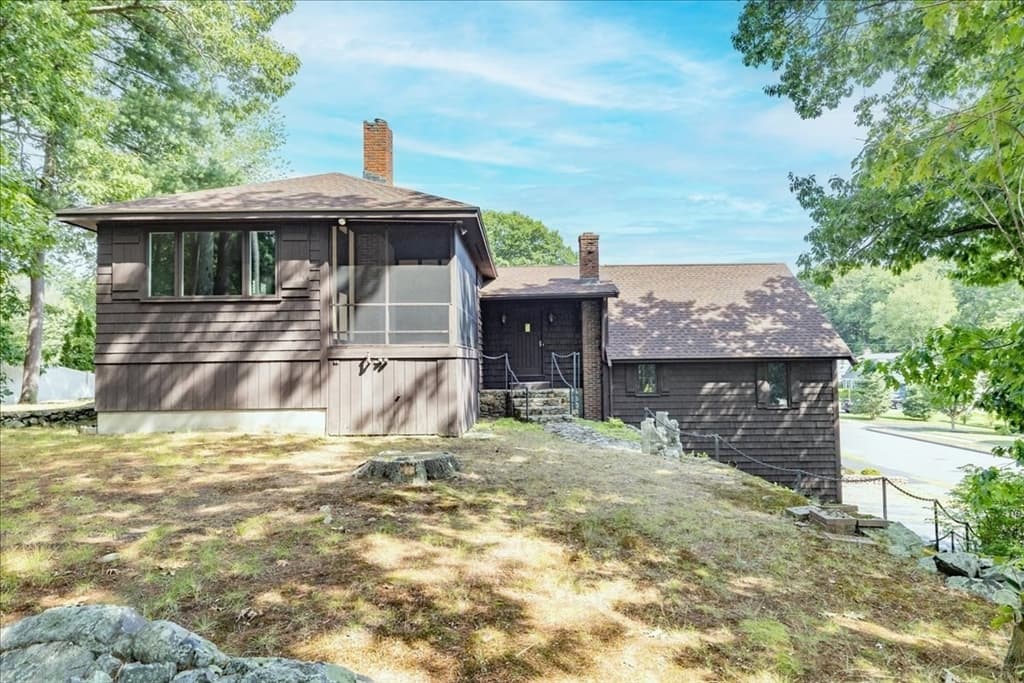 43 Ledgewood Dr, Danvers MA 01923 photo 5