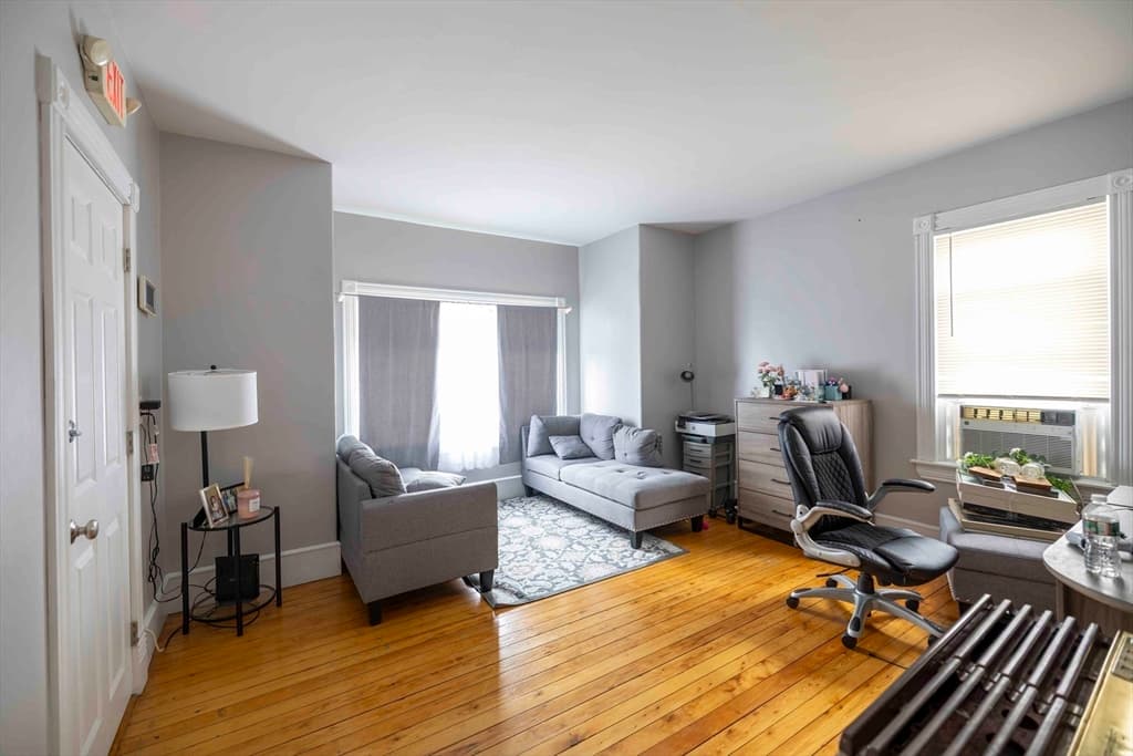 593 Plymouth Ave, Fall River MA 02721 photo 13