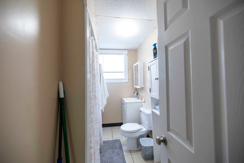 593 Plymouth Ave, Fall River MA 02721 photo 12