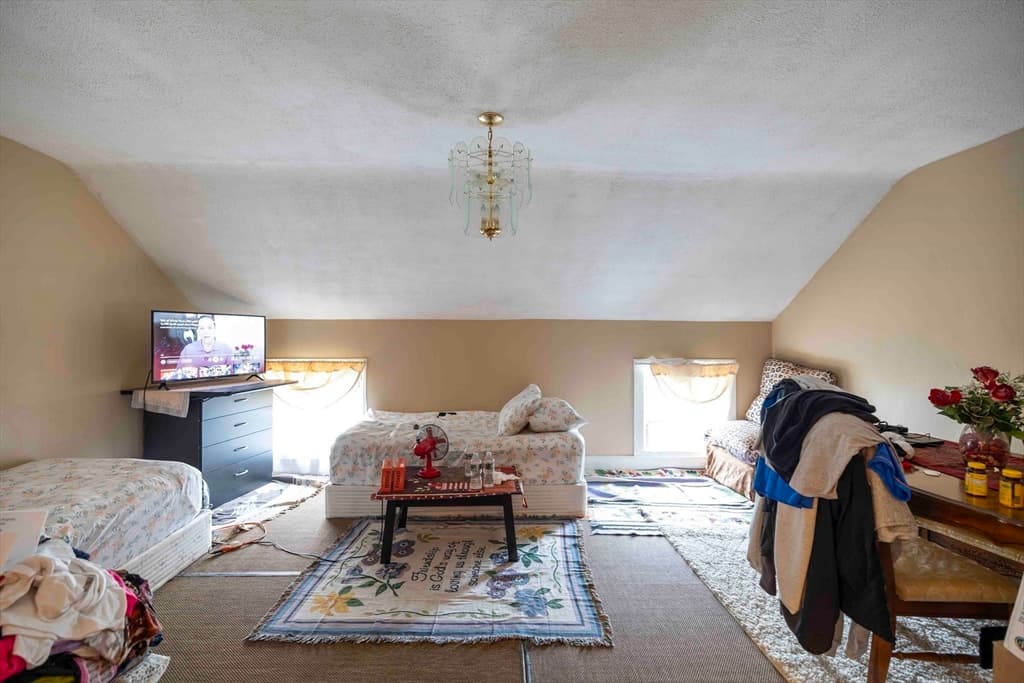 593 Plymouth Ave, Fall River MA 02721 photo 8
