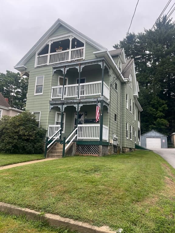 62 Coombs Street, Southbridge MA 01550