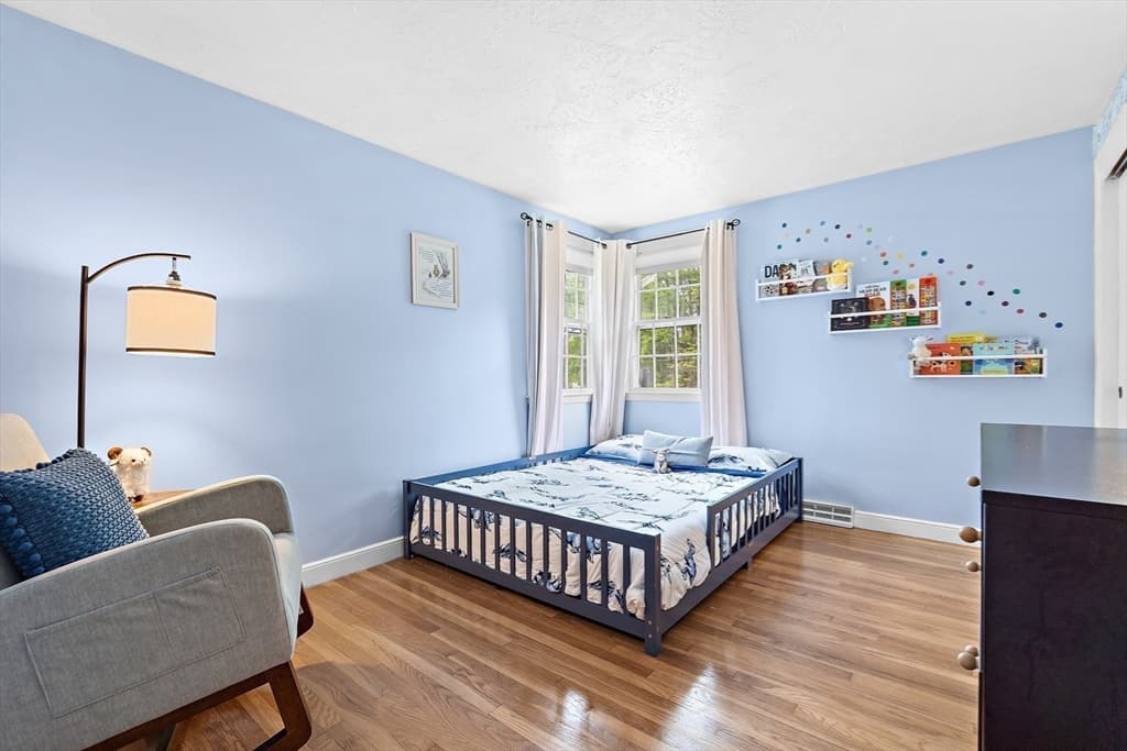 68 Gregory Rd, Holliston MA 01746 photo 5