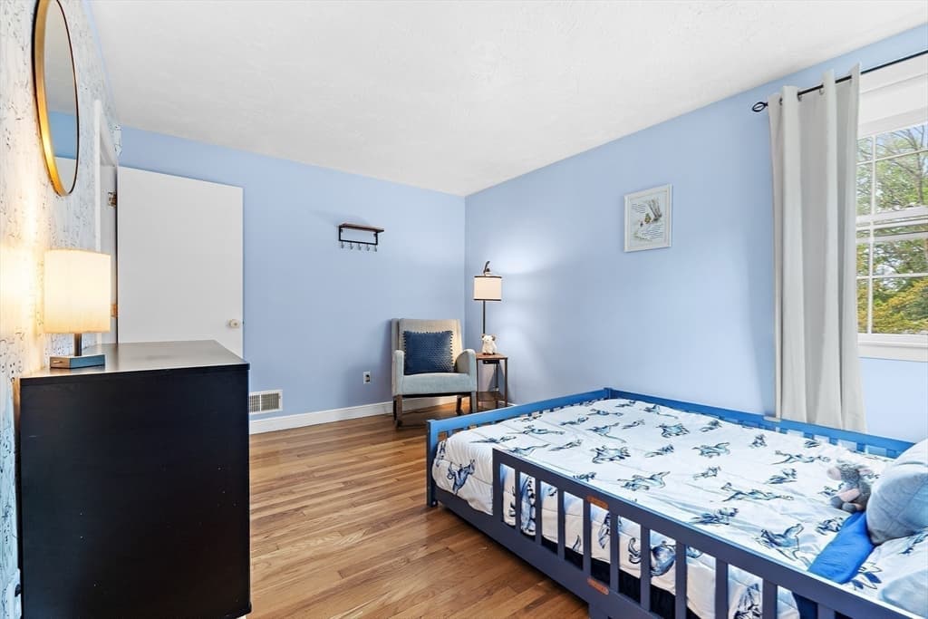68 Gregory Rd, Holliston MA 01746 photo 9