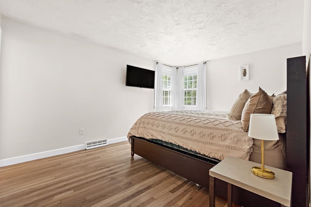 68 Gregory Rd, Holliston MA 01746 photo 11