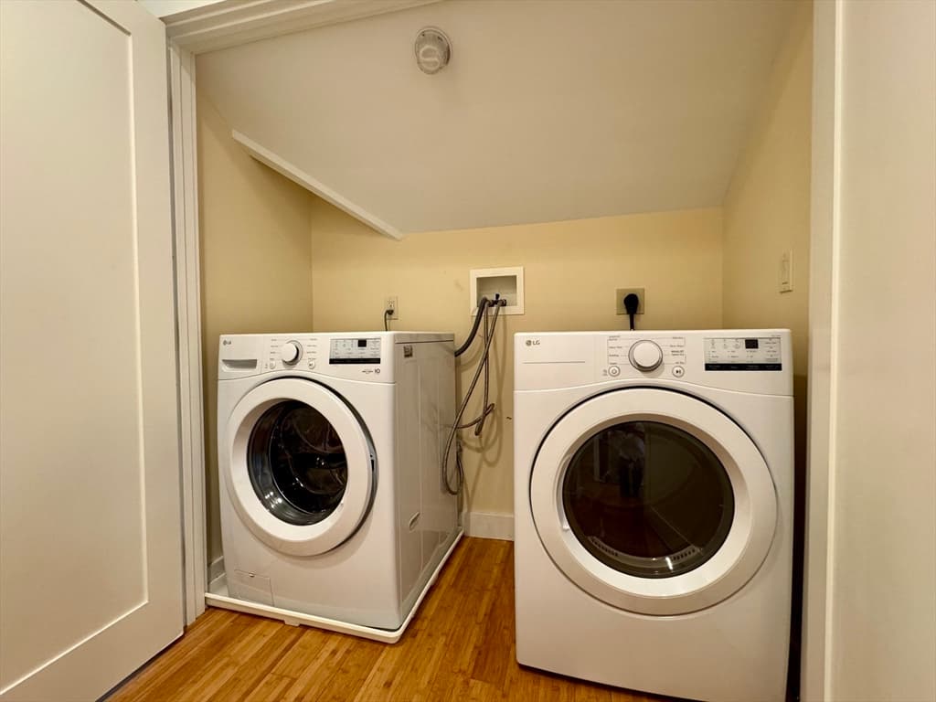 104 Davis Street, Greenfield MA 01301 photo 23