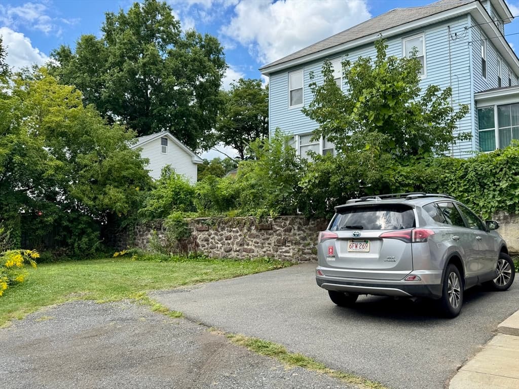 104 Davis Street, Greenfield MA 01301 photo 26