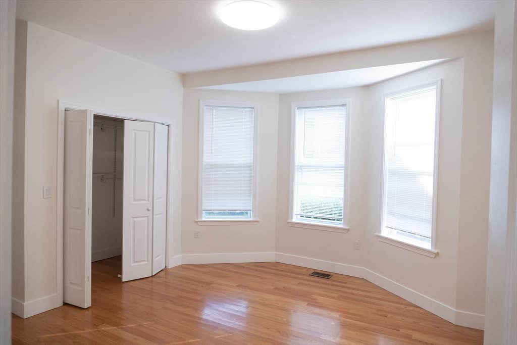 20 Rill, Boston MA 02125 photo 6