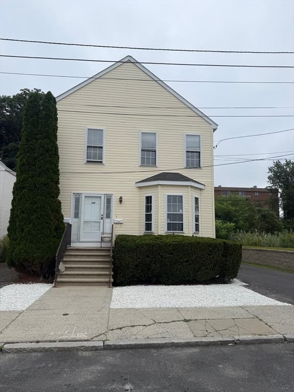 130 Washburn Ave, Revere MA 02151 photo 2