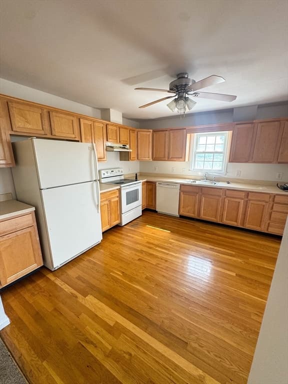 130 Washburn Ave, Revere MA 02151 photo 18