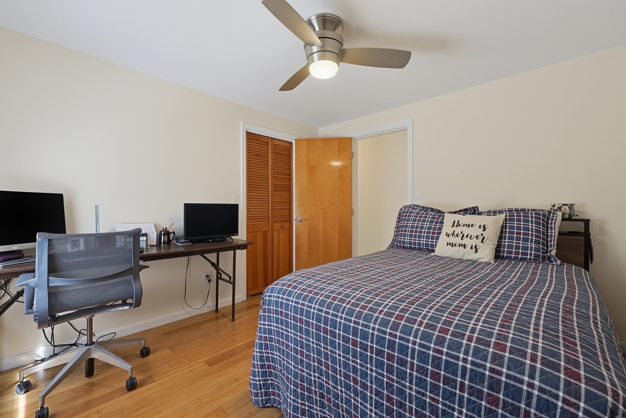 Single Family Residence at 343 Central St, Foxboro MA 02035, Foxboro, photo 6 of 36