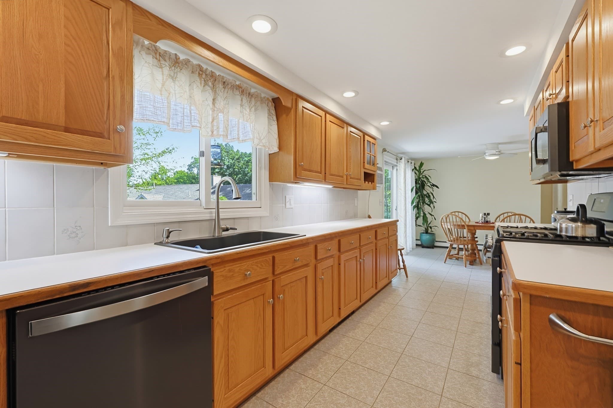 Single Family Residence at 343 Central St, Foxboro MA 02035, Foxboro, photo 17 of 36