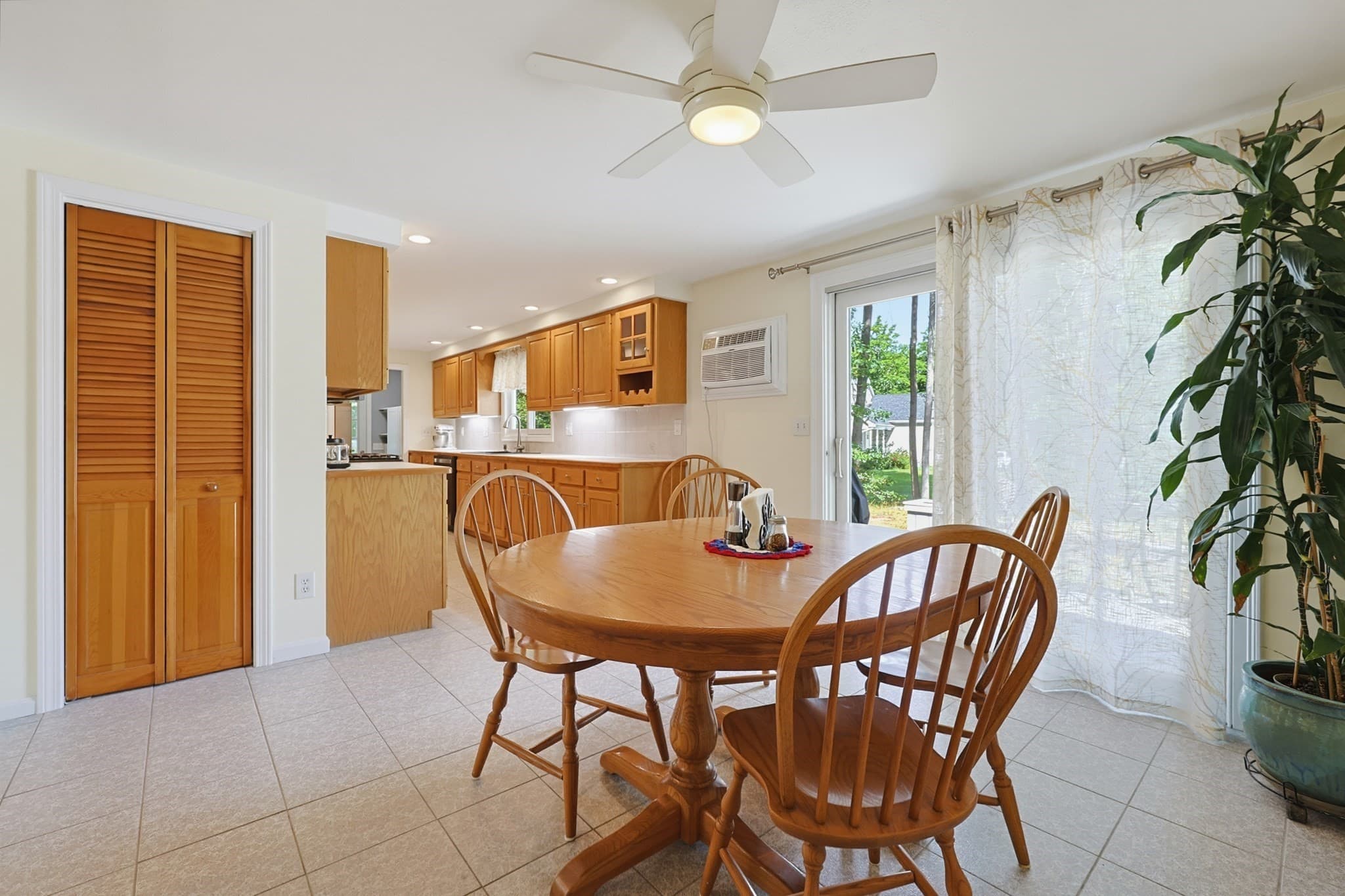 Single Family Residence at 343 Central St, Foxboro MA 02035, Foxboro, photo 14 of 36
