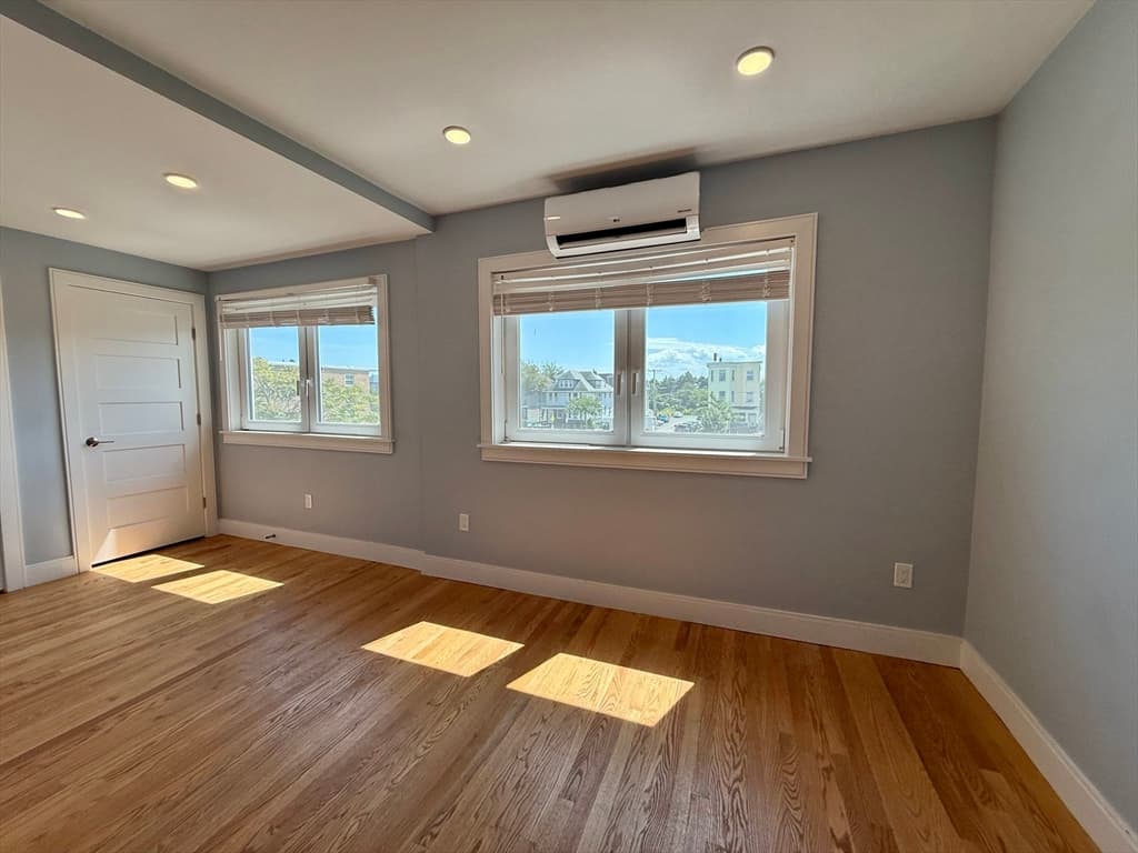863 Saratoga St. # 3, Boston MA 02128 photo 4