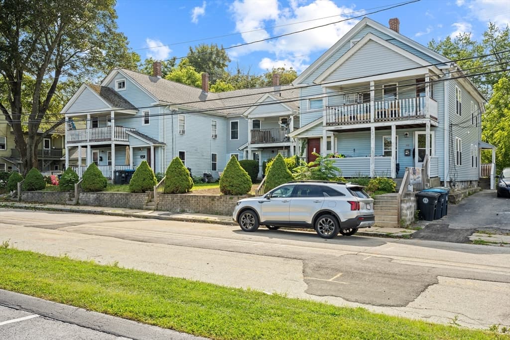 102 Sayles Street, Southbridge MA 01550 photo 3