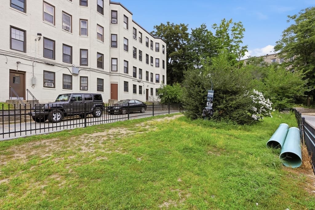 1572 Commonwealth Ave # 6, Boston MA 02135 photo 30
