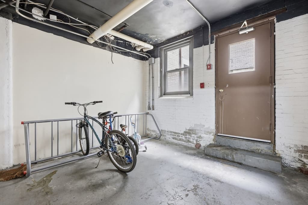 1572 Commonwealth Ave # 6, Boston MA 02135 photo 25