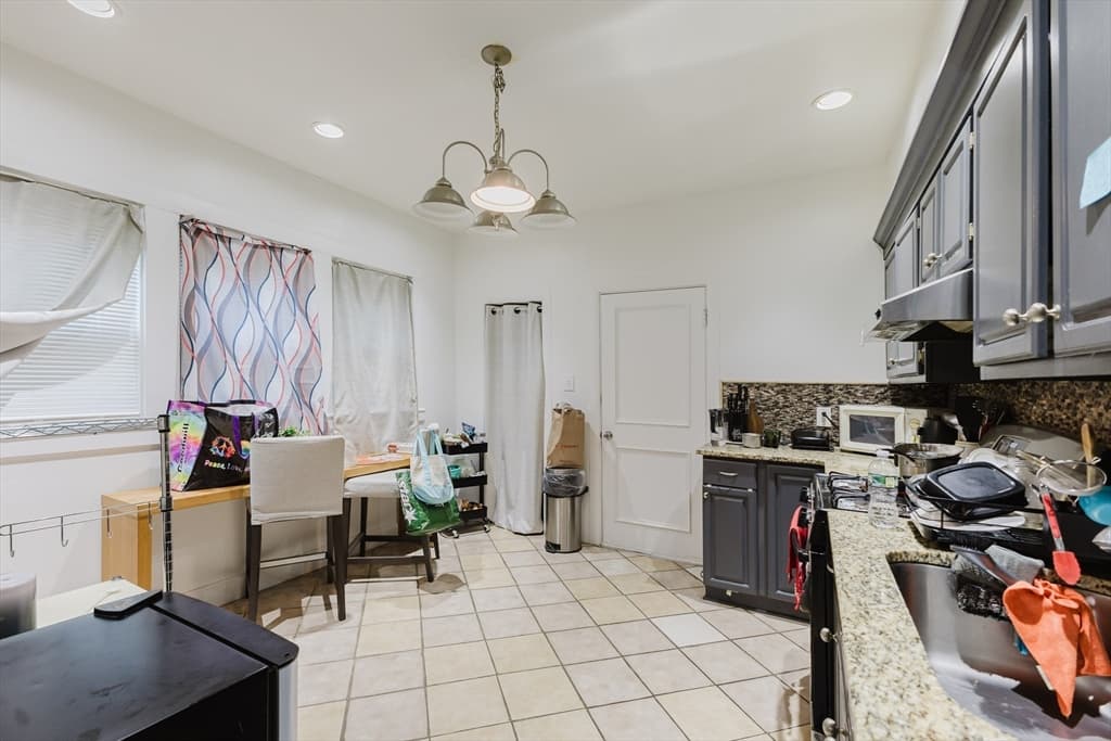 3 Family - 3 Units Up/Down at 15 Mclellan St, Boston MA 02121, Boston, photo 22 of 42
