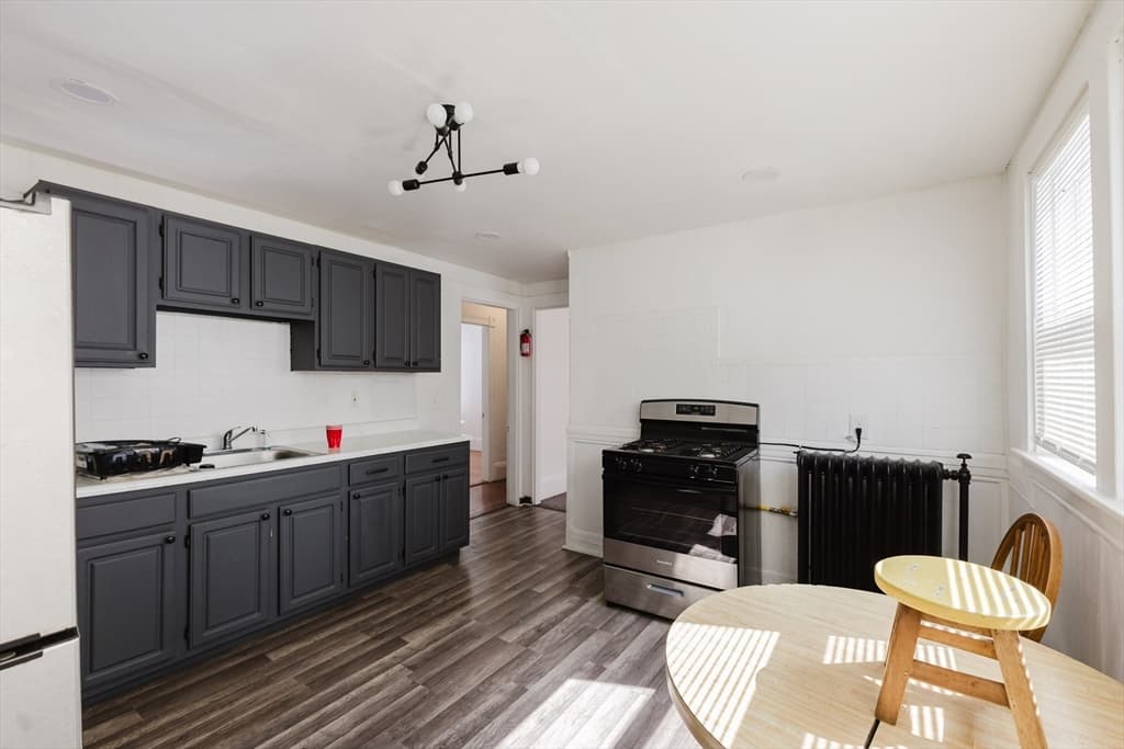 3 Family - 3 Units Up/Down at 15 Mclellan St, Boston MA 02121, Boston, photo 4 of 42