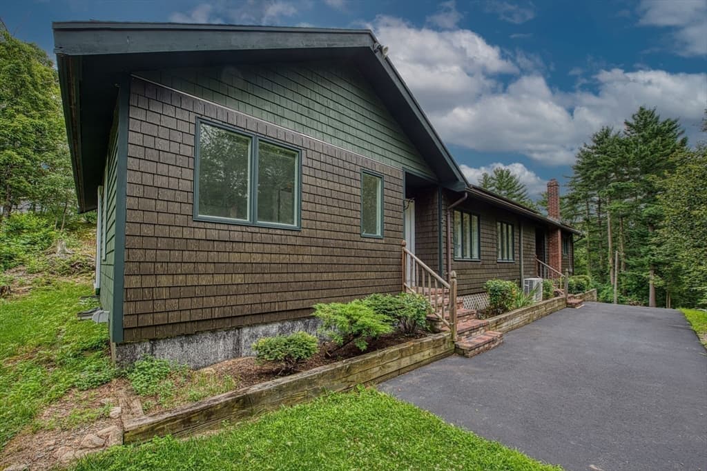 Single Family Residence at 131 Wampum St, Wrentham MA 02093, Wrentham, photo 40 of 40