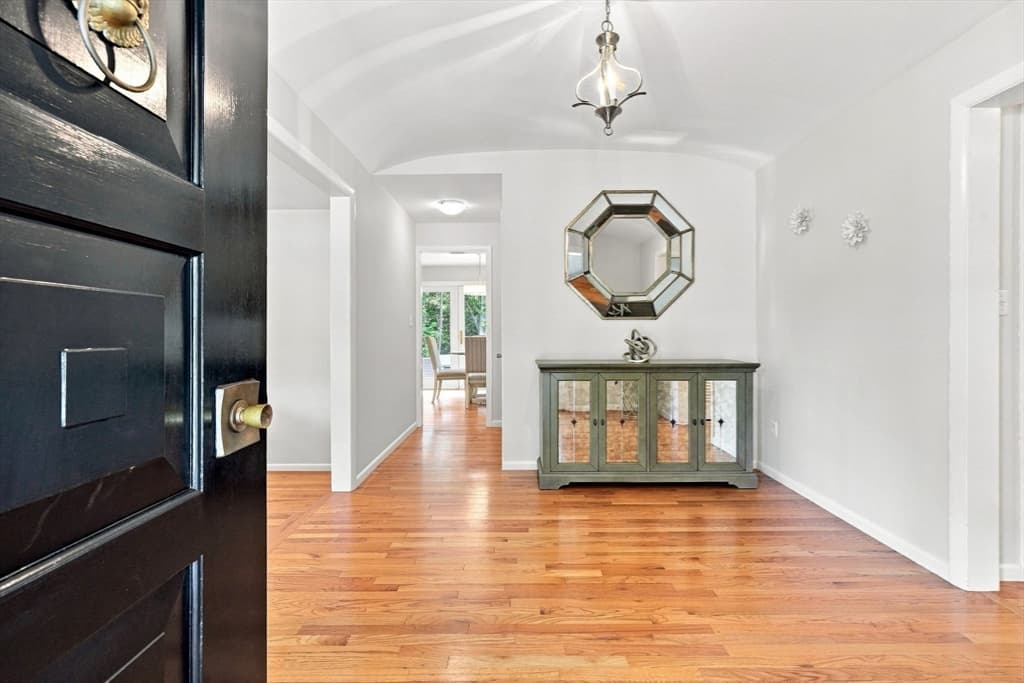 Single Family Residence at 131 Prynnwood Rd, Longmeadow MA 01106, Longmeadow, photo 13 of 42