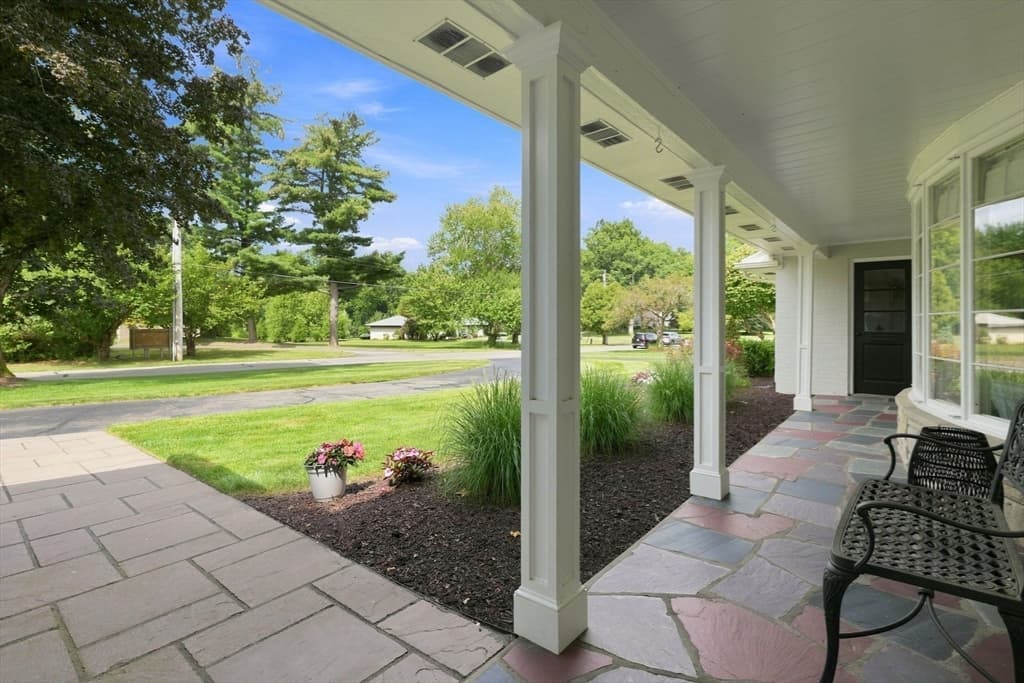 Single Family Residence at 131 Prynnwood Rd, Longmeadow MA 01106, Longmeadow, photo 4 of 42