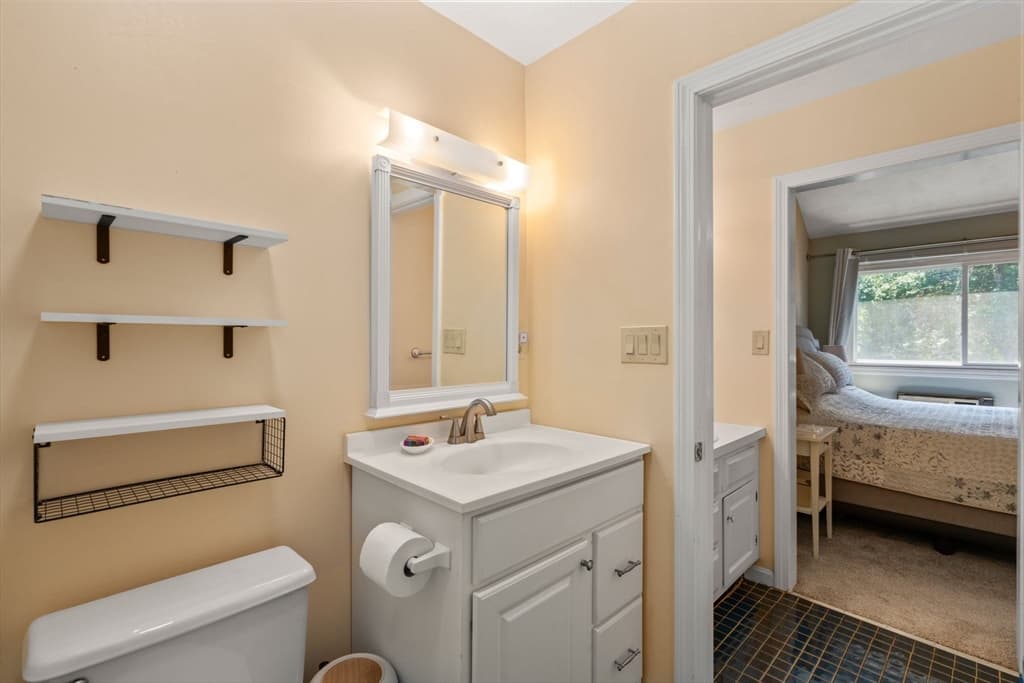 Condominium at 8 Turning Mill Lane # 8, Quincy MA 02169, Quincy, photo 22 of 33