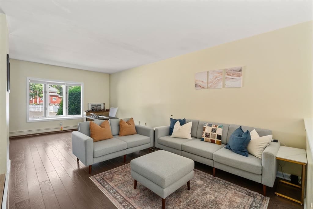 Condominium at 8 Turning Mill Lane # 8, Quincy MA 02169, Quincy, photo 5 of 33