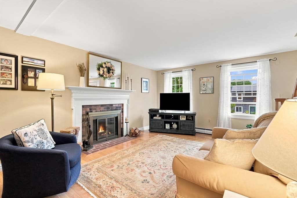Single Family Residence at 123 Eastman Avenue, Swampscott MA 01907, Swampscott, photo 5 of 39