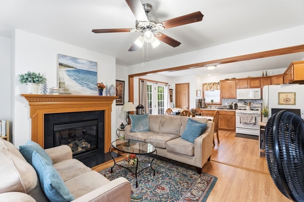 Single Family Residence at 55 Friendship St, Billerica MA 01821, Billerica, photo 27 of 42