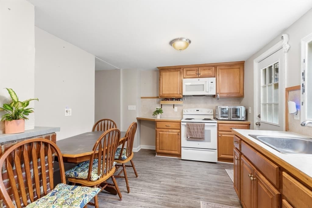 Single Family Residence at 55 Friendship St, Billerica MA 01821, Billerica, photo 11 of 42