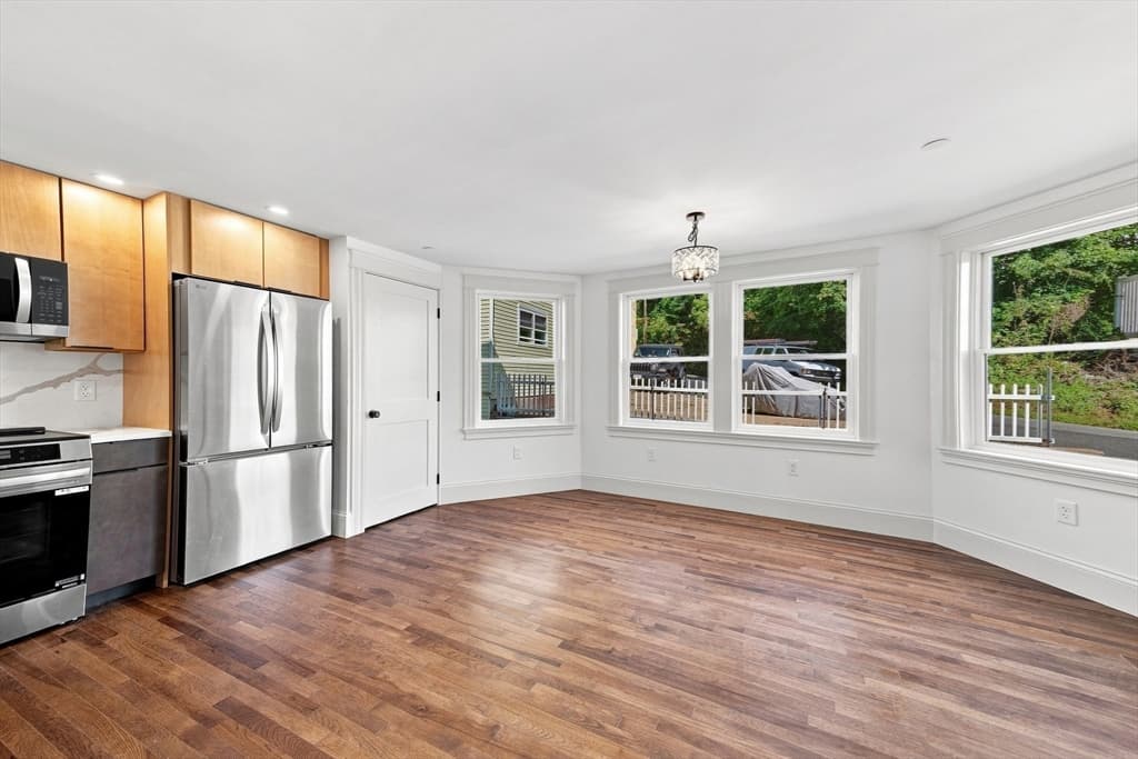 Condominium at 58 Granite Street # 1, Gloucester MA 01930, Gloucester, photo 13 of 36