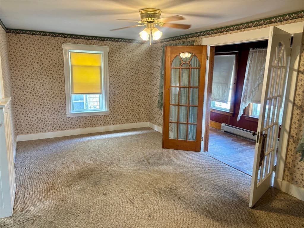 3 Family at 26 Elm Street, Spencer MA 01562, Spencer, photo 20 of 41