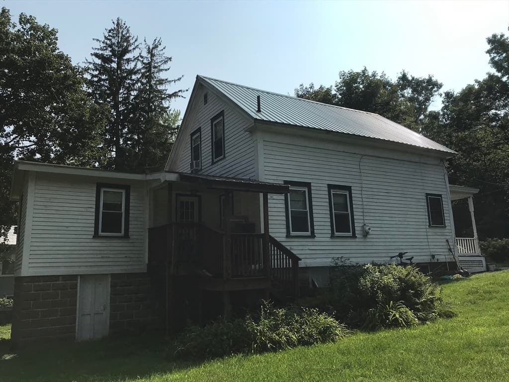 Single Family Residence at 48 Railroad St, Amherst MA 01002, Amherst, photo 3 of 36