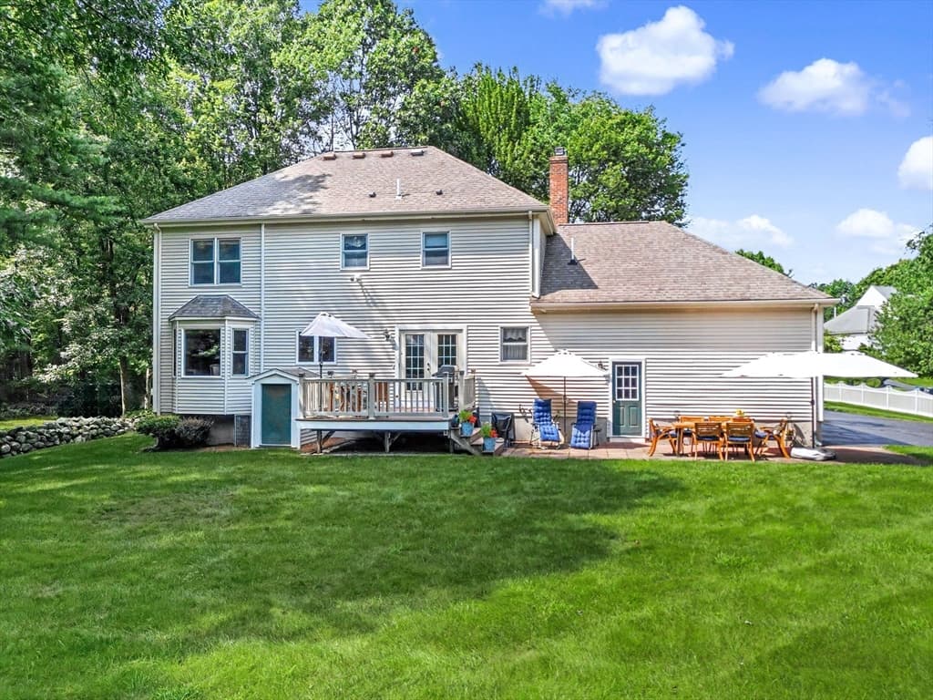 Single Family Residence at 8 Vincent Rd, Mendon MA 01756, Mendon, photo 3 of 39