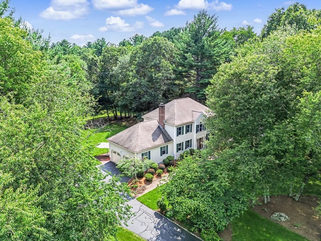 Single Family Residence at 8 Vincent Rd, Mendon MA 01756, Mendon, photo 36 of 39