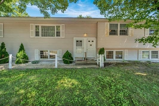 77 Hancock, Peterborough NH 03458