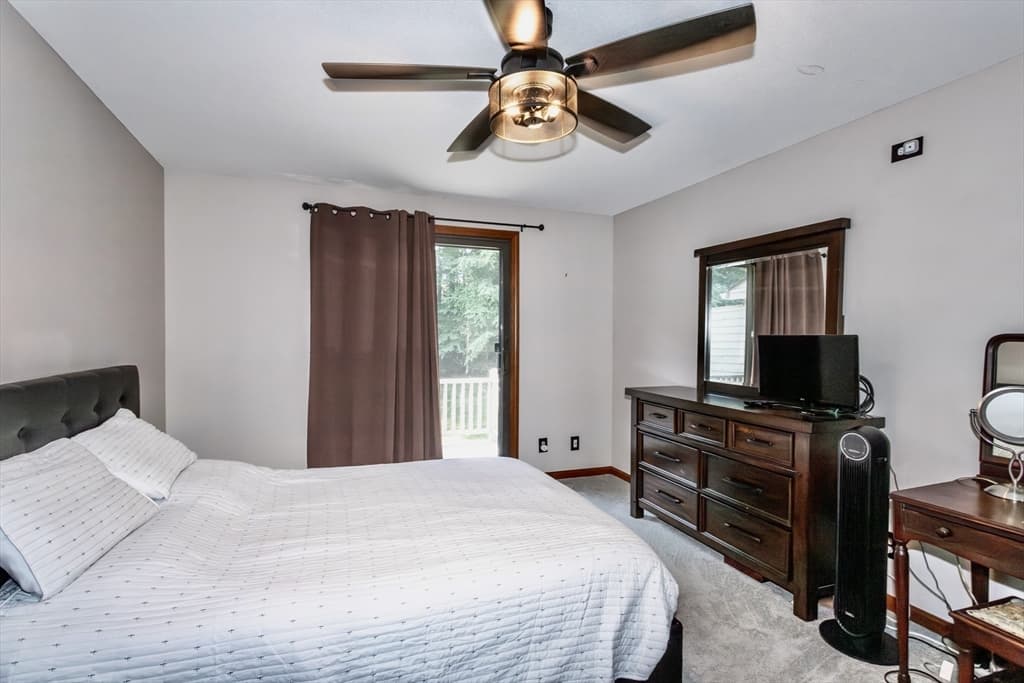 Condominium at 419 Southwick Road # B7, Westfield MA 01085, Westfield, photo 20 of 38