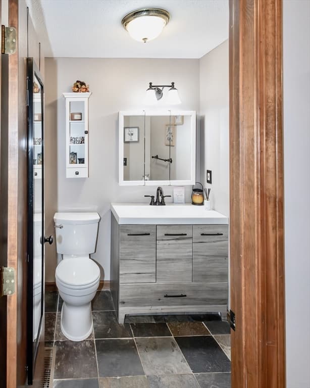 Condominium at 419 Southwick Road # B7, Westfield MA 01085, Westfield, photo 18 of 38